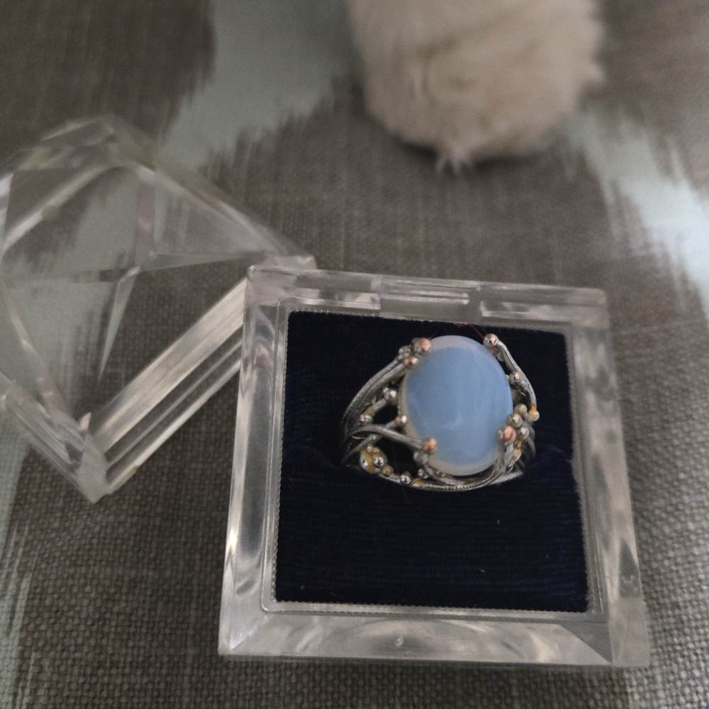 Vibrant Opal Ring Light Brilliant Blue With Silver And Gold Accents. Gorgeous! - Picture 4 of 6
